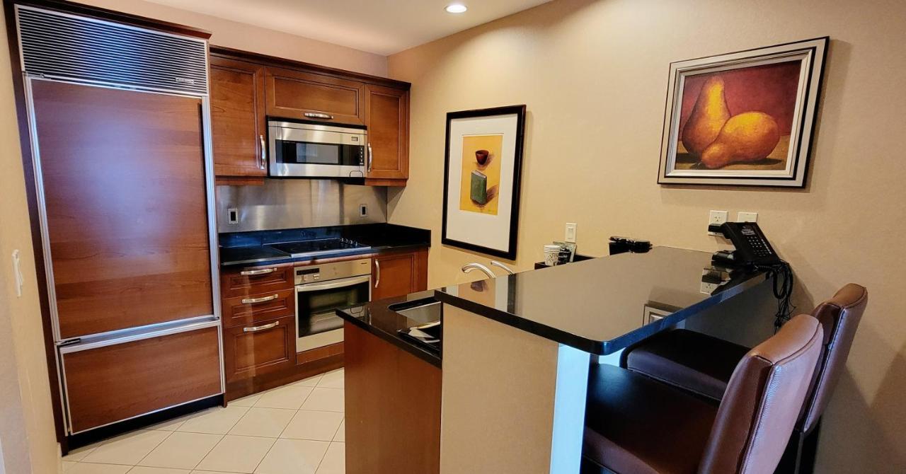 Awesome The Signature Mgm Condo With Strip View. No Resort Fee! 라스베이거스 외부 사진