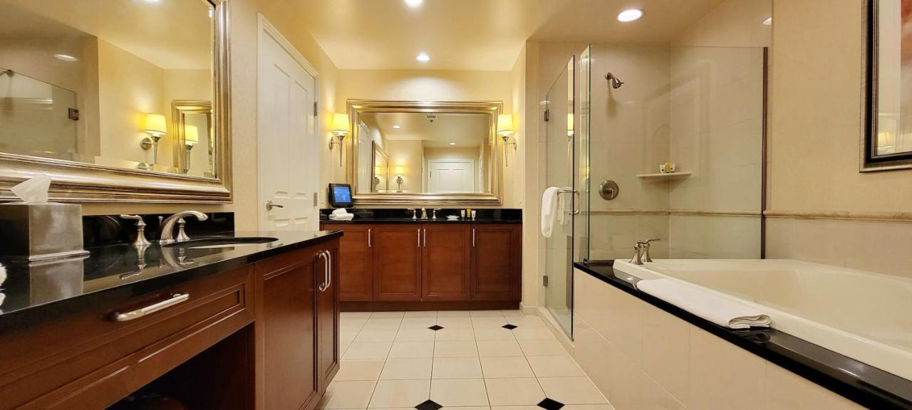 Awesome The Signature Mgm Condo With Strip View. No Resort Fee! 라스베이거스 외부 사진