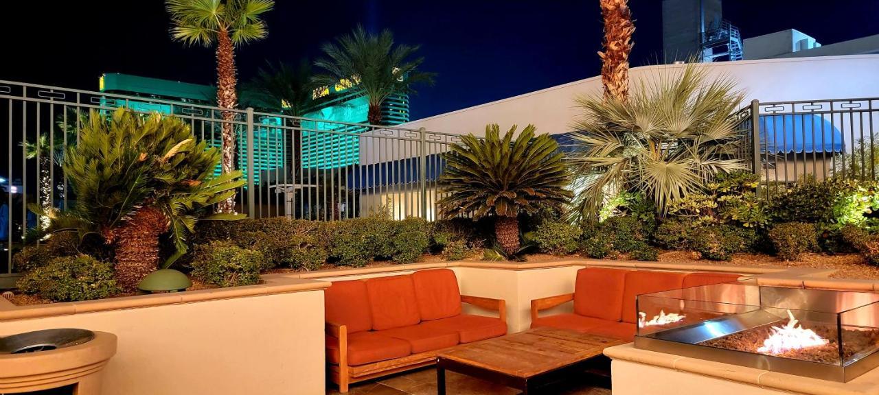 Awesome The Signature Mgm Condo With Strip View. No Resort Fee! 라스베이거스 외부 사진